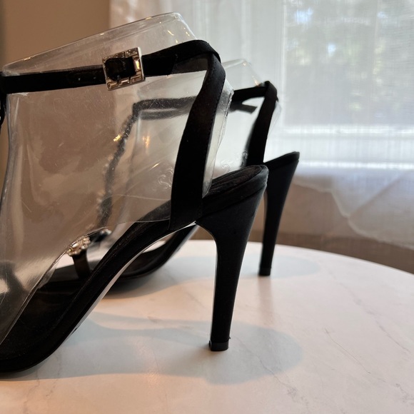 New Enzo Angiolini Eapadia Sandals - Picture 9 of 9